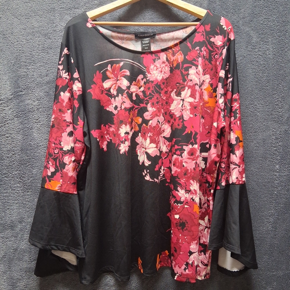 Ashley Stewart Floral Blouse Sz 22/24